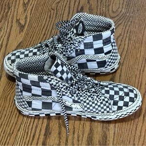 Vans Sk8-Hi Top Black White Off The Wall RARE Checkerboard Sneakers Mens 11.5